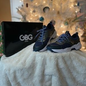 Beautiful Designer GBG Los Angeles Athletic Shoe -Women